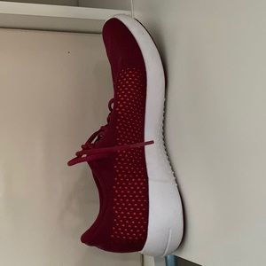 Under Armour maroon and pink athletic sneaker